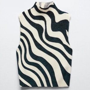 ZARA- JACQUARD KNIT TOP